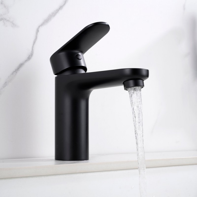 Смеситель для раковины Aquatek Ника 90 без донного клапана с гигиеническим ручным душем, матовый черный AQ1812MB