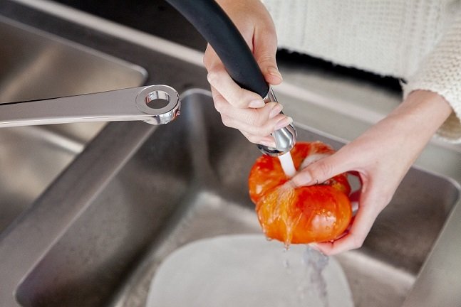Смеситель для кухни Ramon Soler с магнитным клапаном и гибким шлангом Kitchen Magnet 388801MC Смеситель для кухни Ramon Soler с магнитным клапаном и гибким шлангом Kitchen Magnet 388801MC