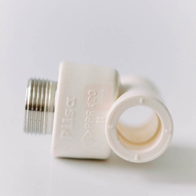 Тройник Pilsa PPR НР 20х3/4", белый Тройник Pilsa PPR НР 20х3/4", белый