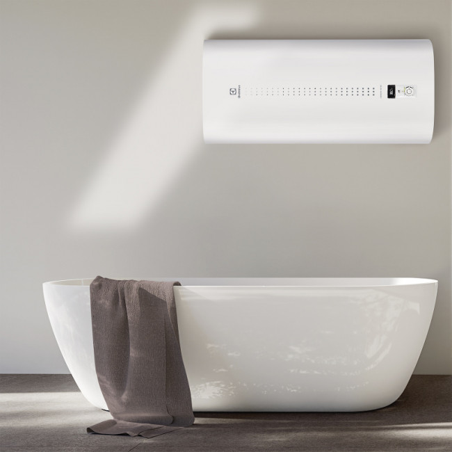 Водонагреватель накопительный электрический Electrolux EWH 50 Centurio IQ 3.0 Водонагреватель накопительный электрический Electrolux EWH 50 Centurio IQ 3.0