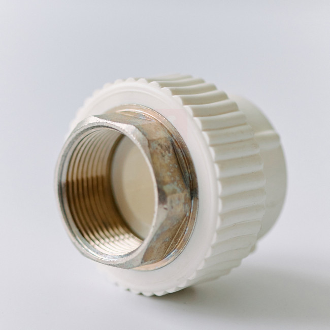 Муфта комбинированная Pilsa PPR ВР 40х1 1/4", белая, под ключ
