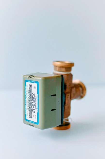 Сервопривод электрический для трехходового клапана Honeywell VC8010-12 без кабеля