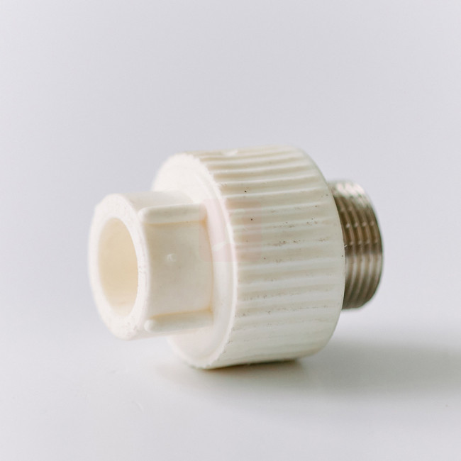 Муфта комбинированная Pilsa PPR НР 20х3/4", белая Муфта комбинированная Pilsa PPR НР 20х3/4", белая