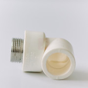 Колено Pilsa PPR НР 32х1", белое Колено Pilsa PPR НР 32х1", белое