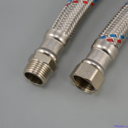Подводка гибкая для воды Monoflex Гигант SS 20 мм 3/4" L=1,2 м в-н Подводка гибкая для воды Monoflex Гигант SS 20 мм 3/4" L=1,2 м в-н