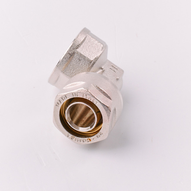 Угольник компрессионный с внутренней резьбой для м/п труб Compipe 20х1/2" ВР Угольник компрессионный с внутренней резьбой для м/п труб Compipe 20х1/2" ВР