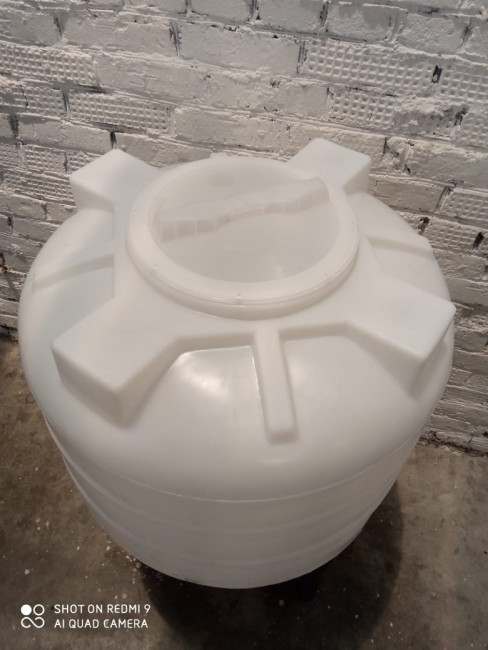 Бак для воды Aquatek ATV 1000 бесцветный, без поплавка и отводов Бак для воды Aquatek ATV 1000 бесцветный, без поплавка и отводов
