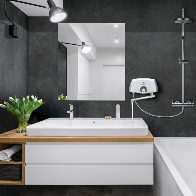 Водонагреватель проточный электрический Electrolux Smartfix 2.0 T (5,5 kW) - кран Водонагреватель проточный электрический Electrolux Smartfix 2.0 T (5,5 kW) - кран