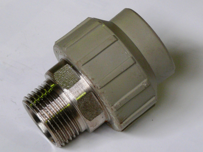 Муфта комбинированная GF+Hakan PPR НР 50х1 1/2", под ключ, серая Муфта комбинированная GF+Hakan PPR НР 50х1 1/2", под ключ, серая