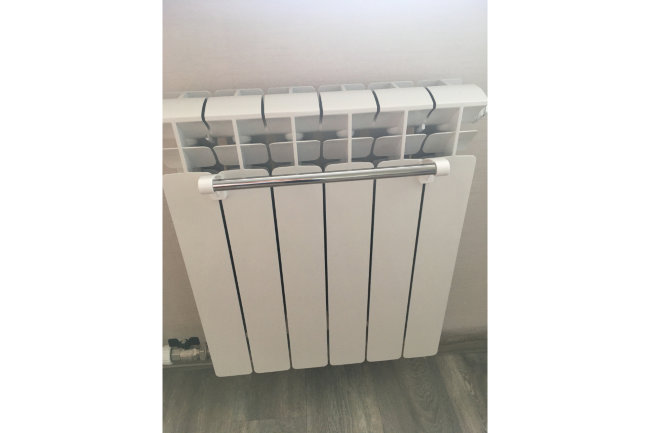 Полотенцедержатель радиаторов Rifar R.Ad.T01 Полотенцедержатель радиаторов Rifar R.Ad.T01