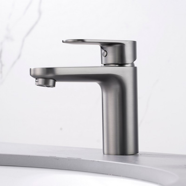 Смеситель для раковины Aquatek Ника 90 без донного клапана, оружейная сталь AQ1810BGM Смеситель для раковины Aquatek Ника 90 без донного клапана, оружейная сталь AQ1810BGM